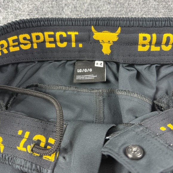 Under Armour Project Rock Pants Mens 34x30 Black Softshell Track Cargo Pockets - Picture 7 of 10